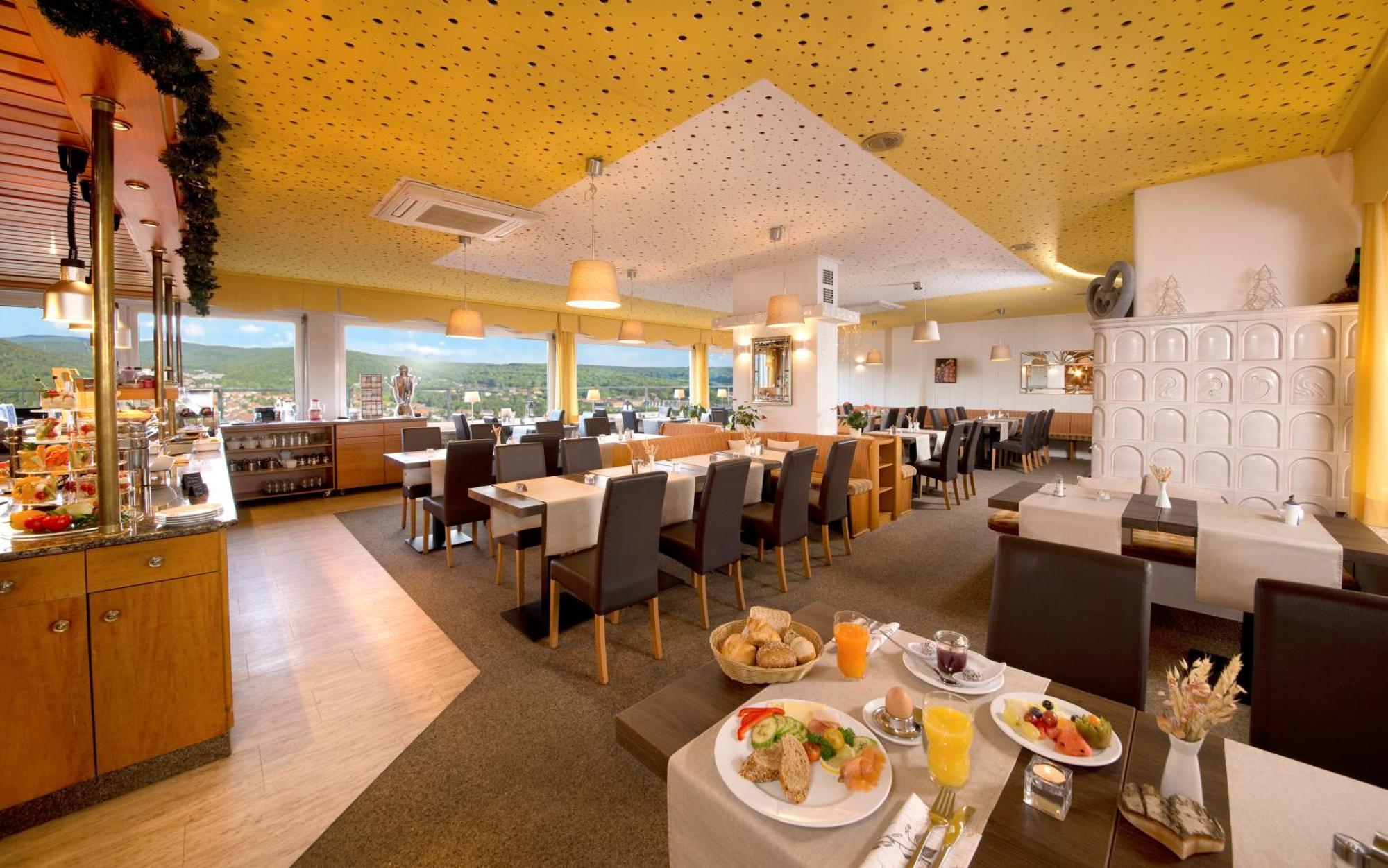Hotel Heikenberg Бад-Лаутерберг Экстерьер фото