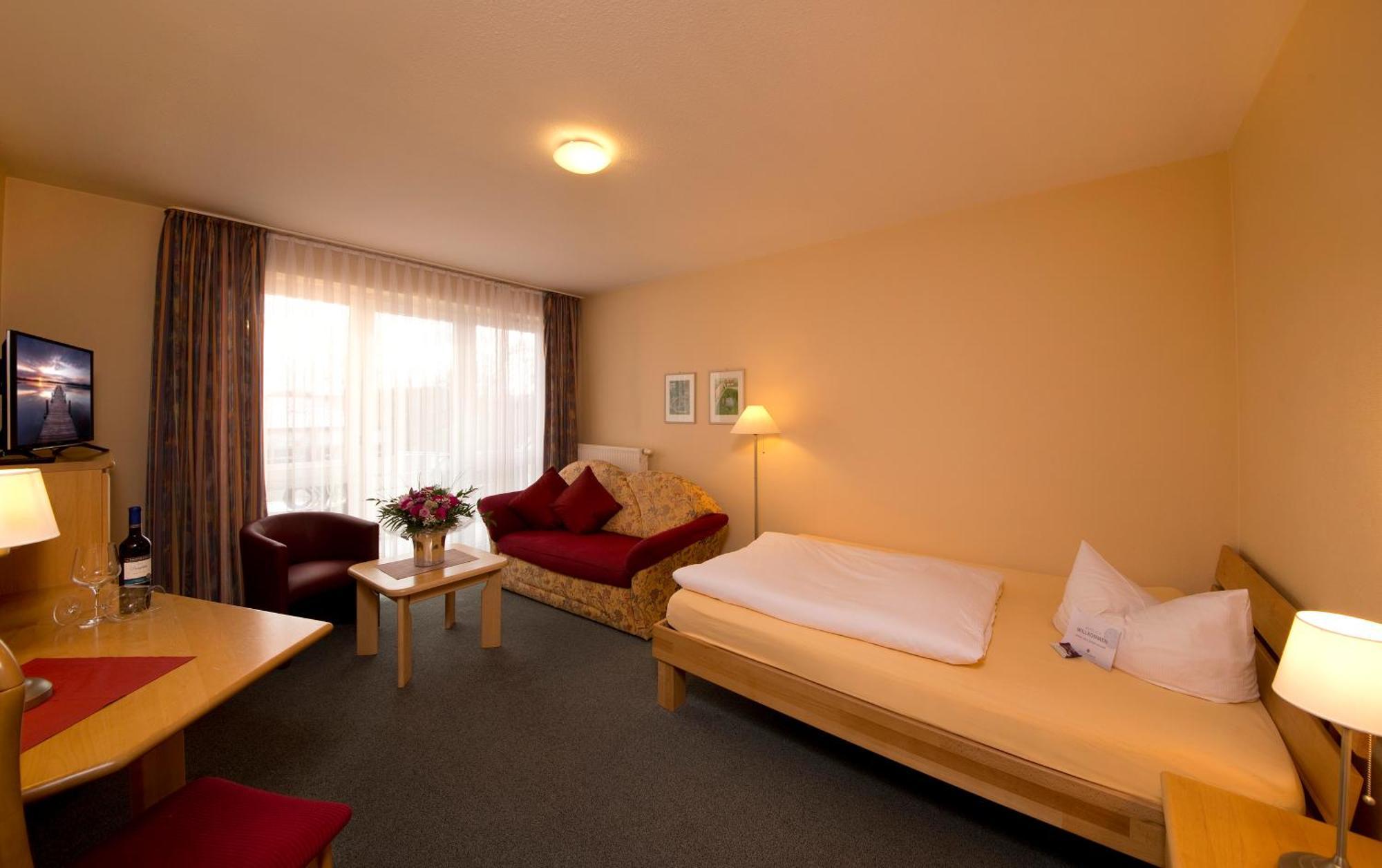 Hotel Heikenberg Бад-Лаутерберг Экстерьер фото