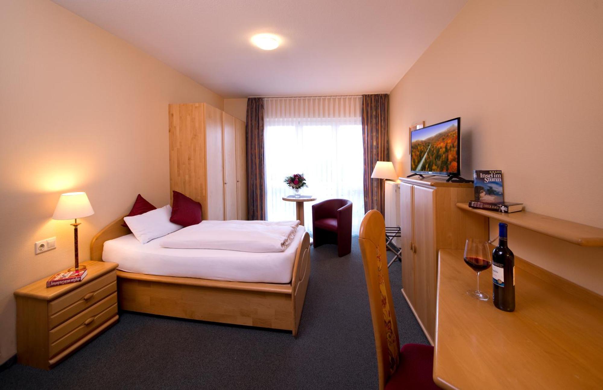 Hotel Heikenberg Бад-Лаутерберг Экстерьер фото